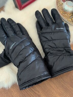 HEAD Black Quilted Puffer Gloves